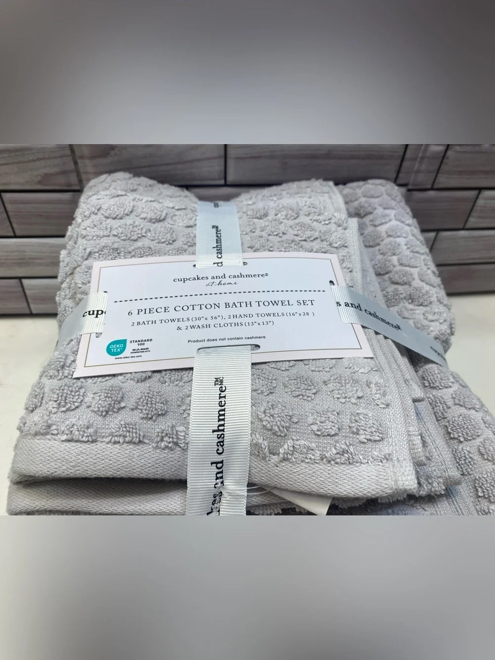 Cupcakes and Cashmere ❤️Polka dot (6) cotton Bath Towel Set  NWT Light Gray